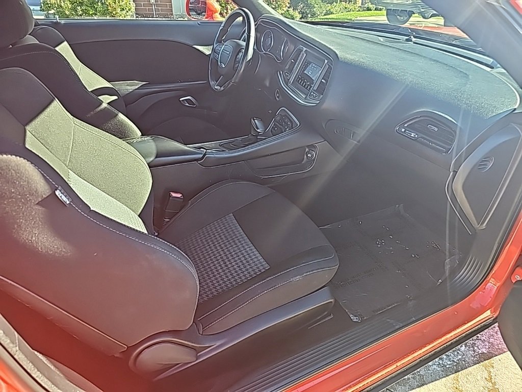 Certified 2022 Dodge Challenger R/T image 17