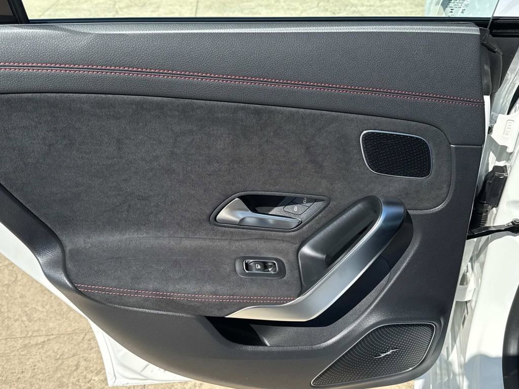 New 2026 Mercedes-Benz S 63 AMG S image 41