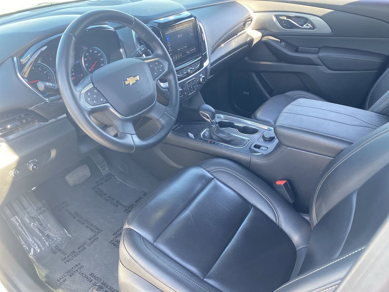 Used 2023 Chevrolet Traverse LT w/ LT Premium Package FWD image 18