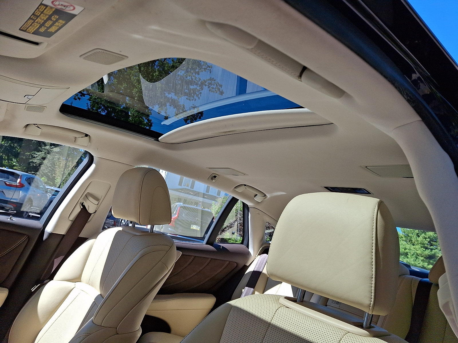 Used 2019 Lexus LS 500 AWD w/ Accessory Package (Z1) image 15