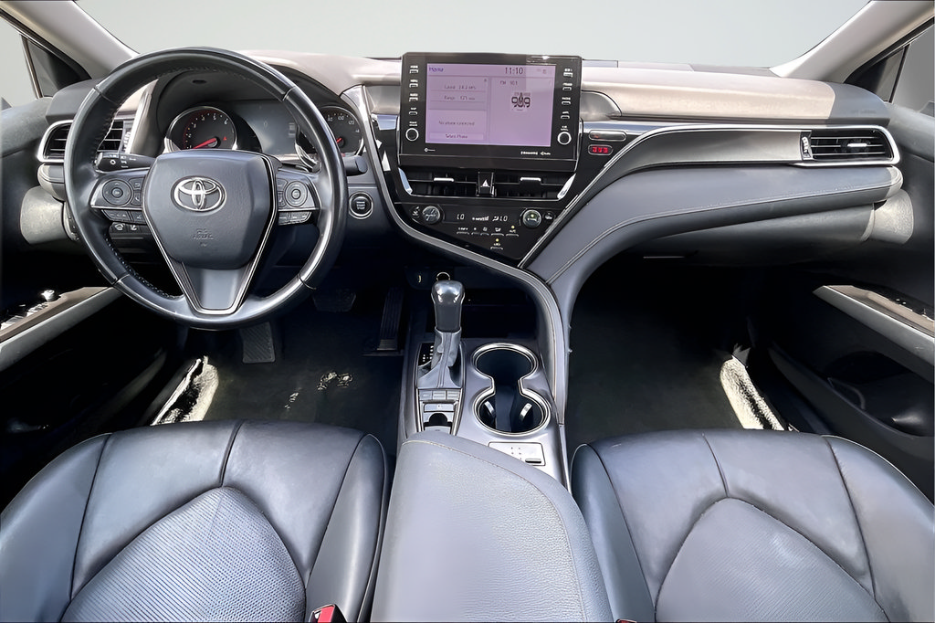 Used 2023 Toyota Camry XSE FWD image 7