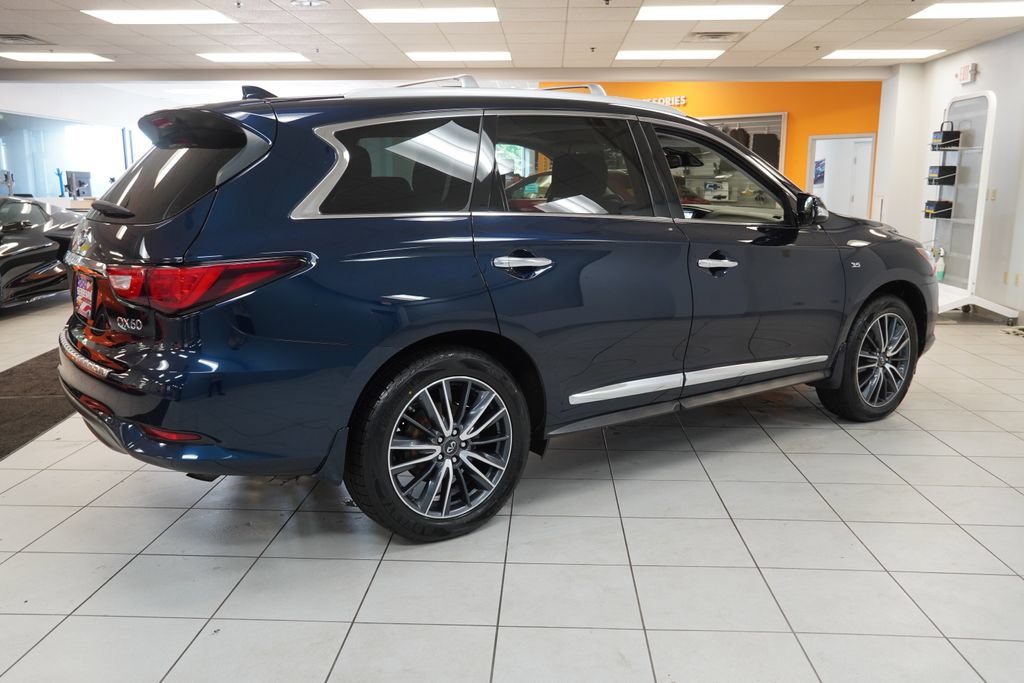 Used 2018 INFINITI QX60 Luxe w/ Deluxe Technology Package AWD/4WD image 14