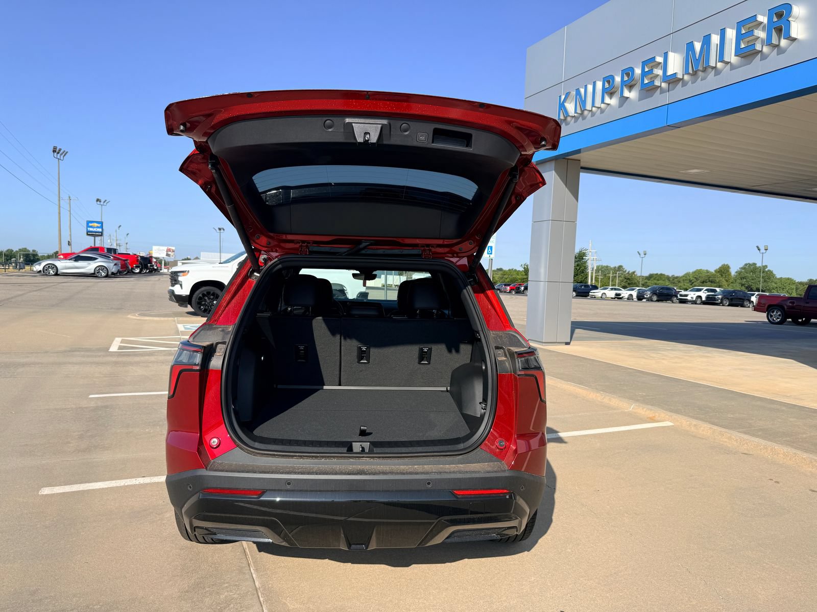 New 2026 Chevrolet Equinox RS w/ Convenience Package III FWD image 6