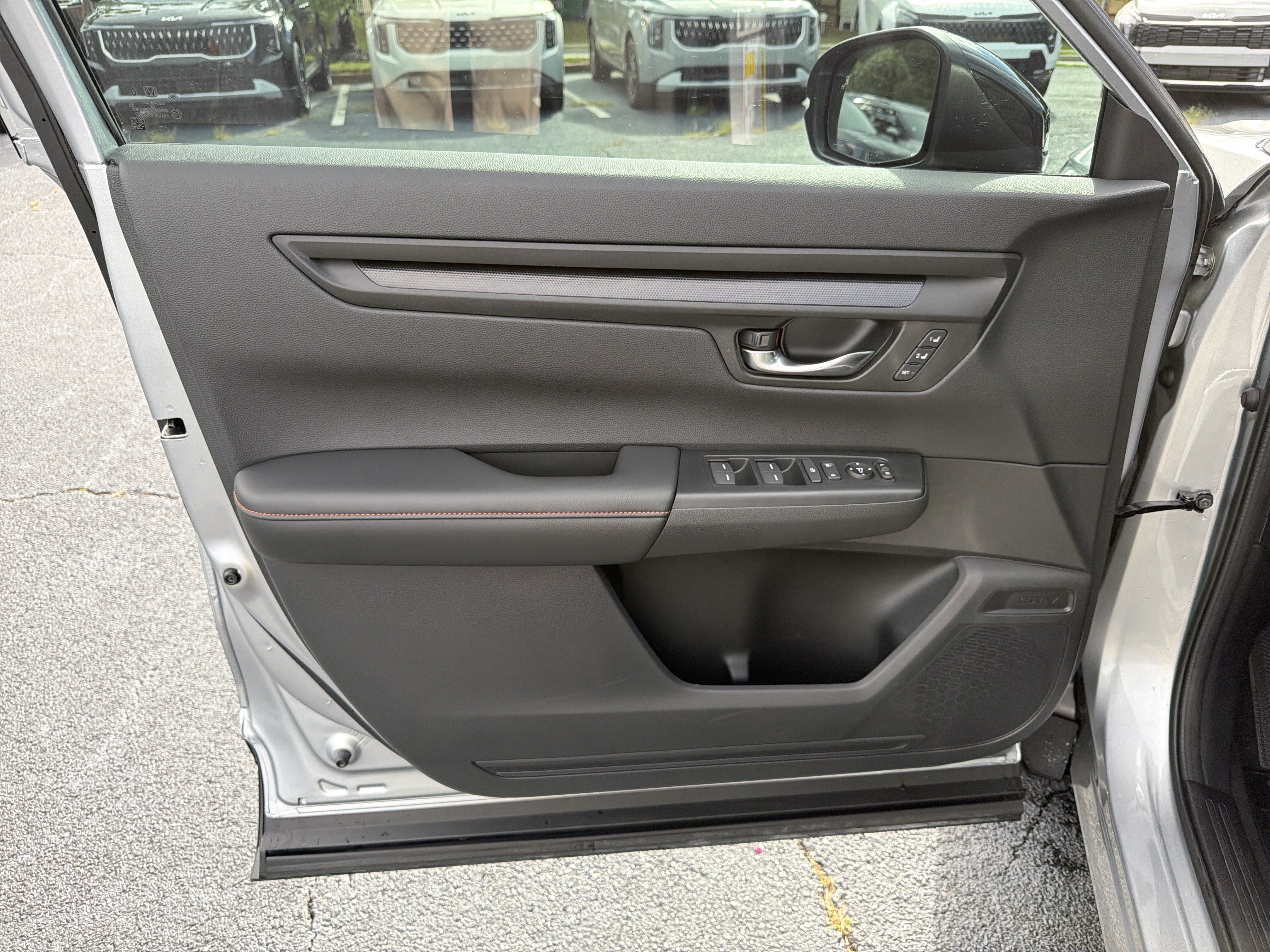 Used 2026 Honda CR-V Sport-L image 11