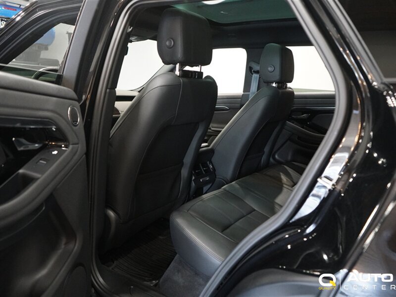 Used 2021 Land Rover Range Rover Evoque R-Dynamic SE AWD/4WD image 26