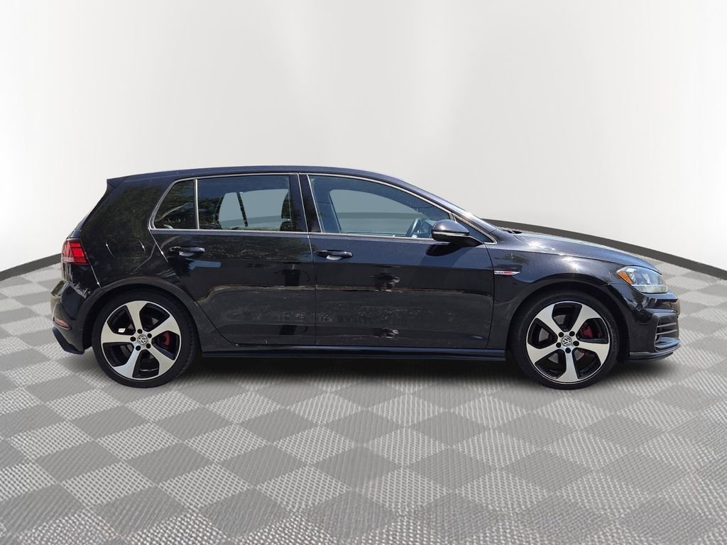 Used 2018 Volkswagen Golf 4-Door image 7
