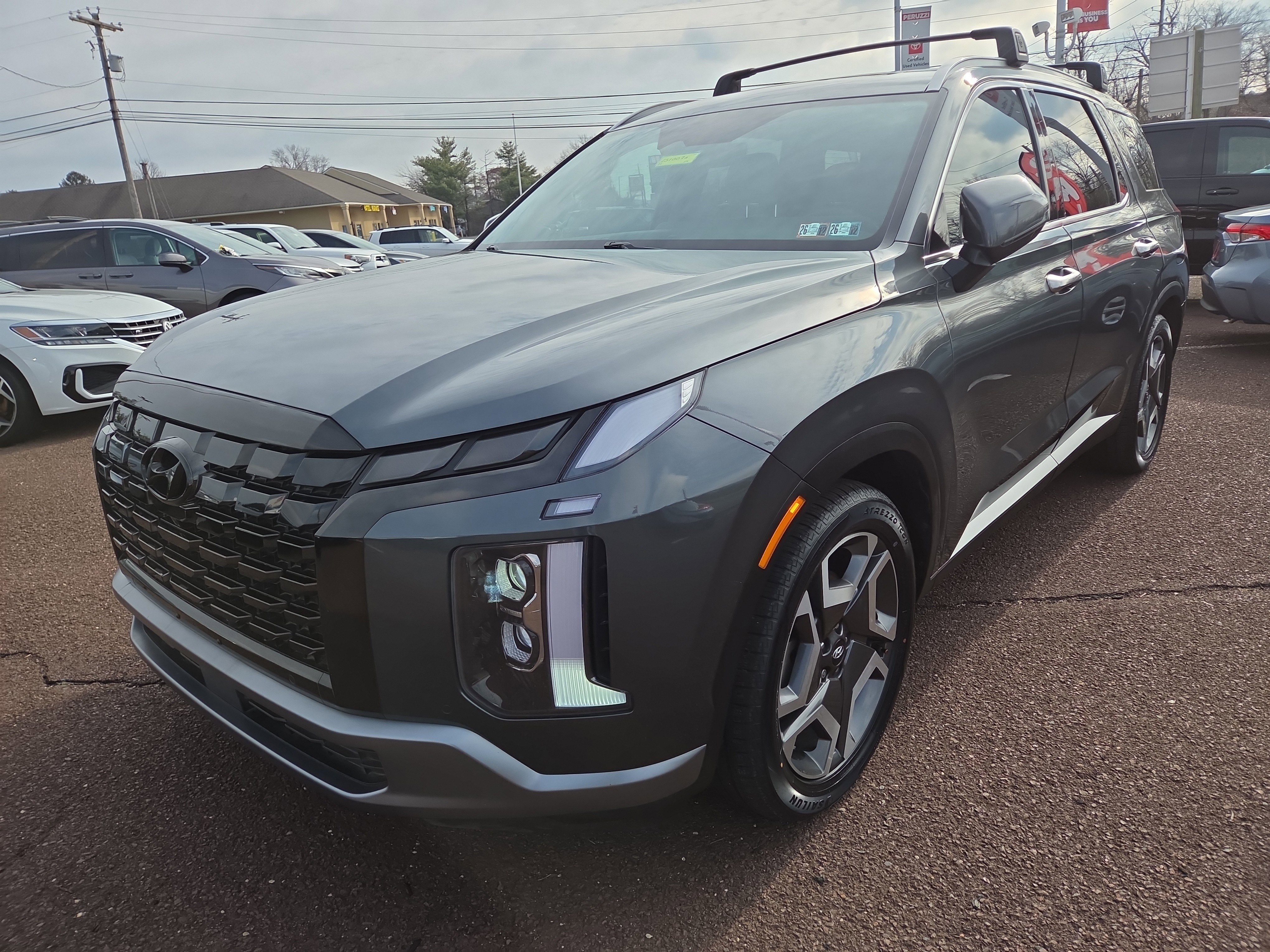 Used 2023 Hyundai Palisade SEL w/ Premium Package image 7