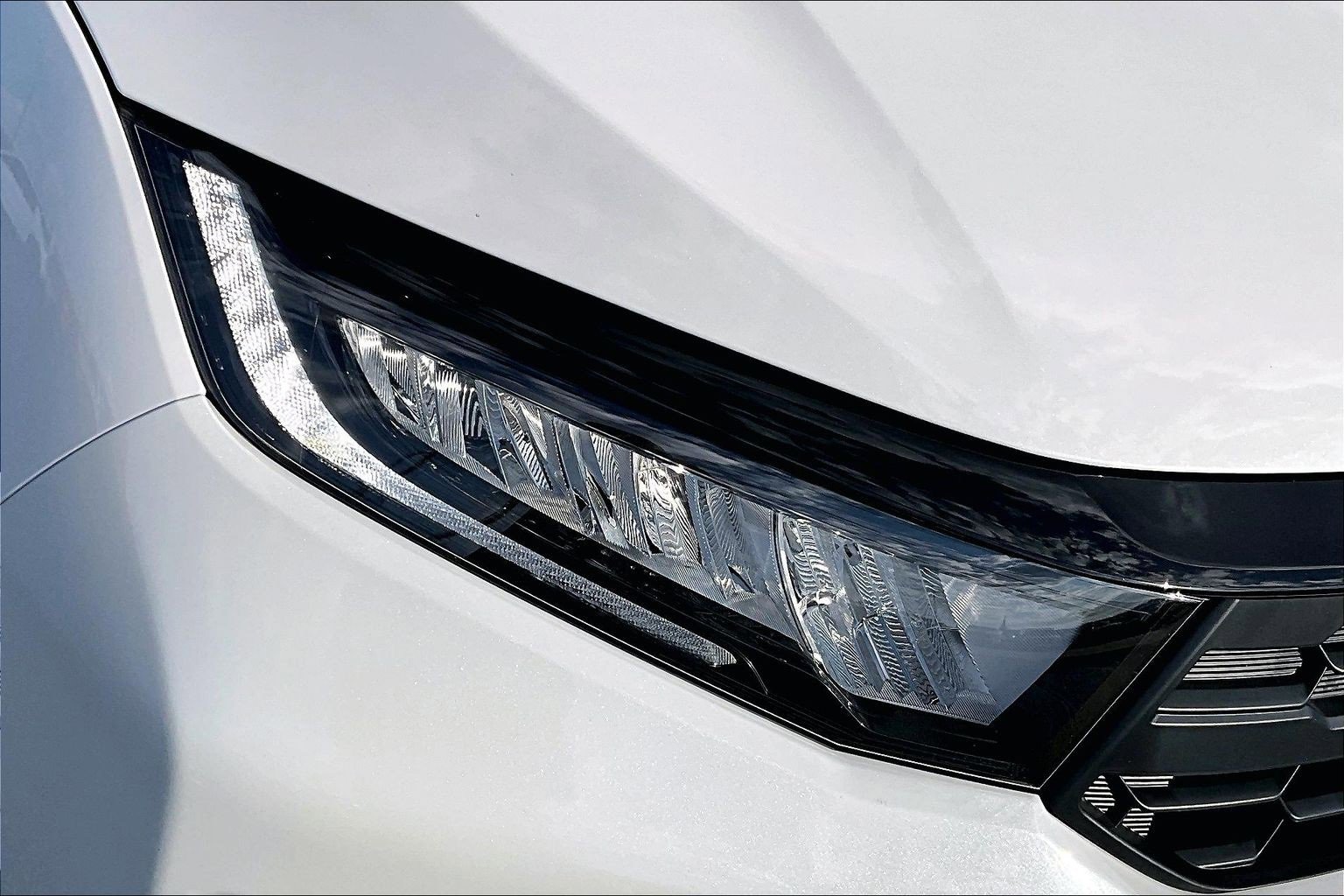 Used 2025 Honda Odyssey Sport-L image 32