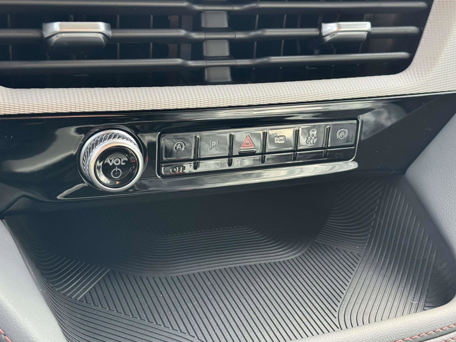 New 2026 Ford Explorer Active image 27