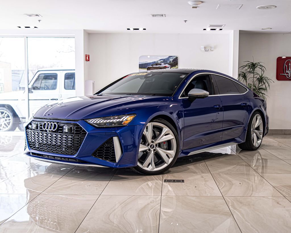 Used 2022 Audi RS 7 Sportback w/ RS 7 Executive Package image 1