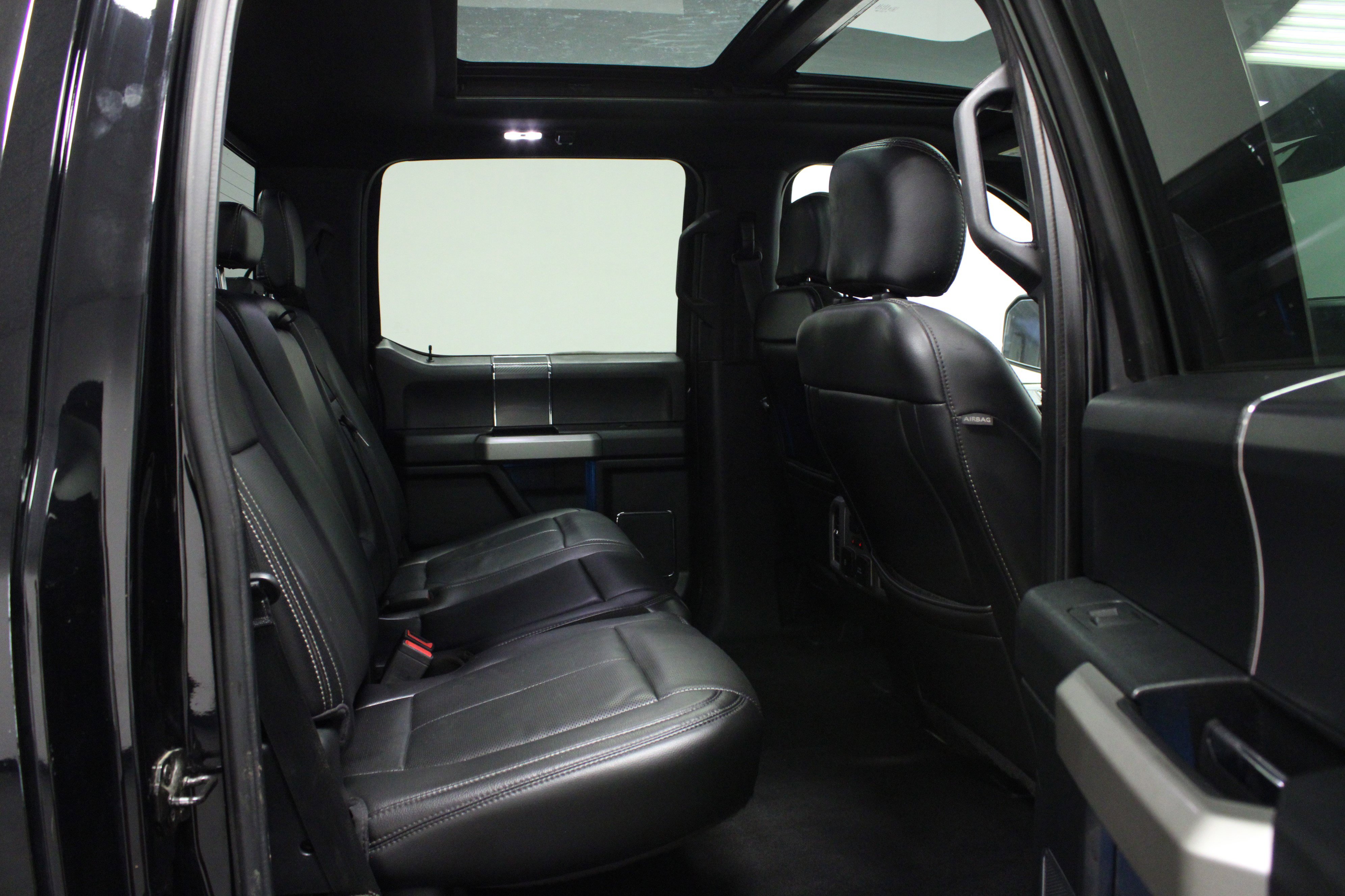 Used 2018 Ford F150 Lariat w/ Equipment Group 502A Luxury image 15