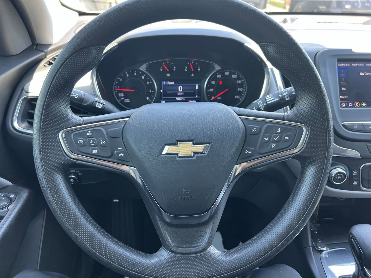 Used 2024 Chevrolet Equinox LS w/ LS Convenience Package FWD image 18