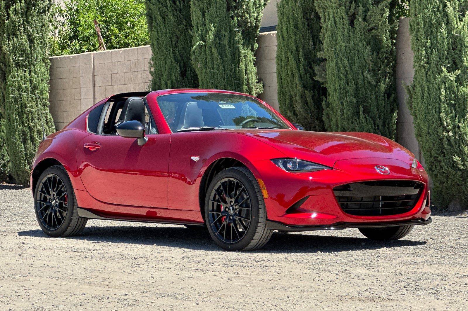 New 2026 MAZDA MX-5 Miata RF Club w/ Interior Package RWD image 2