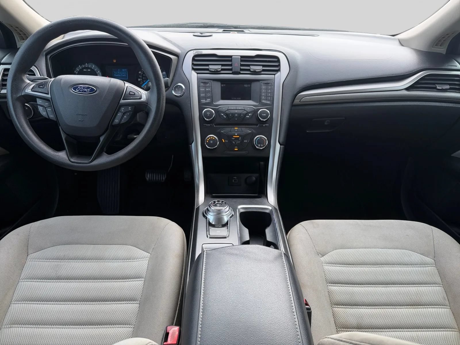 Used 2017 Ford Fusion S FWD image 14