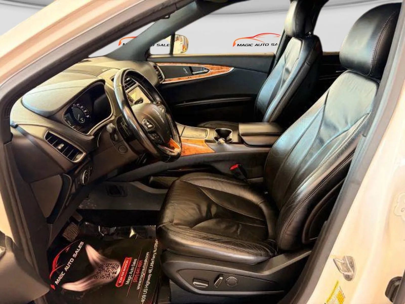 Used 2017 Lincoln MKX Select w/ Select Plus Package image 9