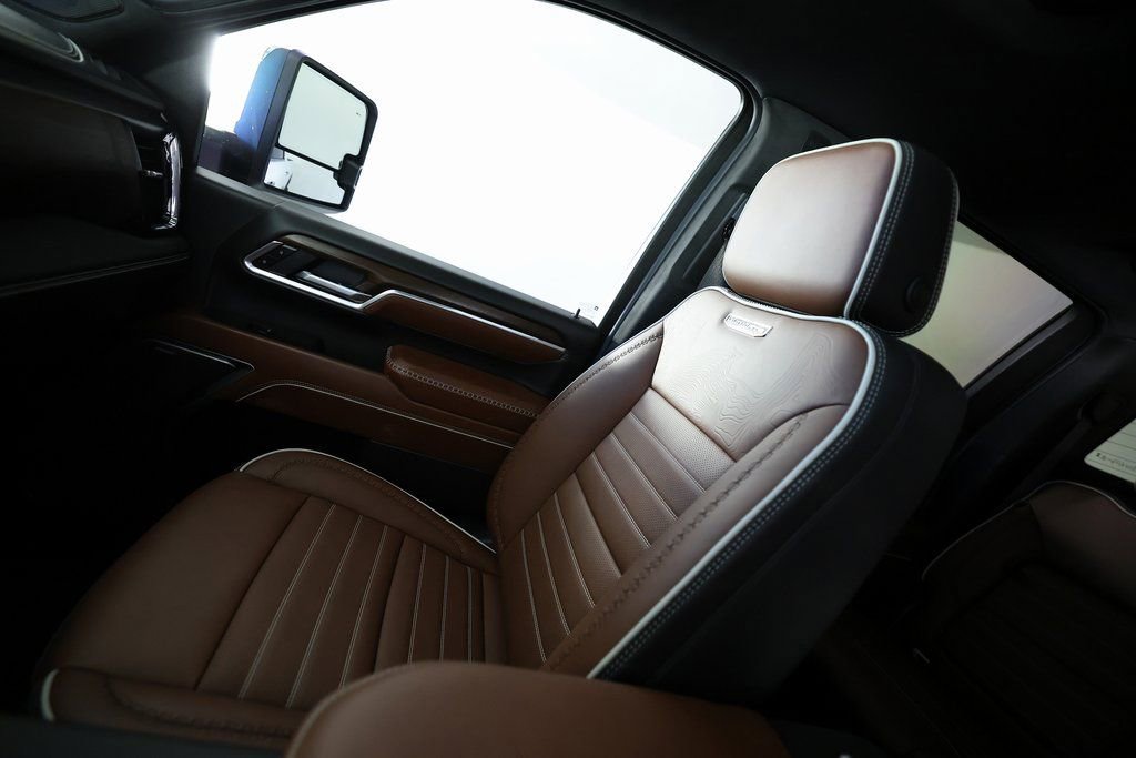 Used 2026 GMC Sierra 2500 Denali Ultimate image 40