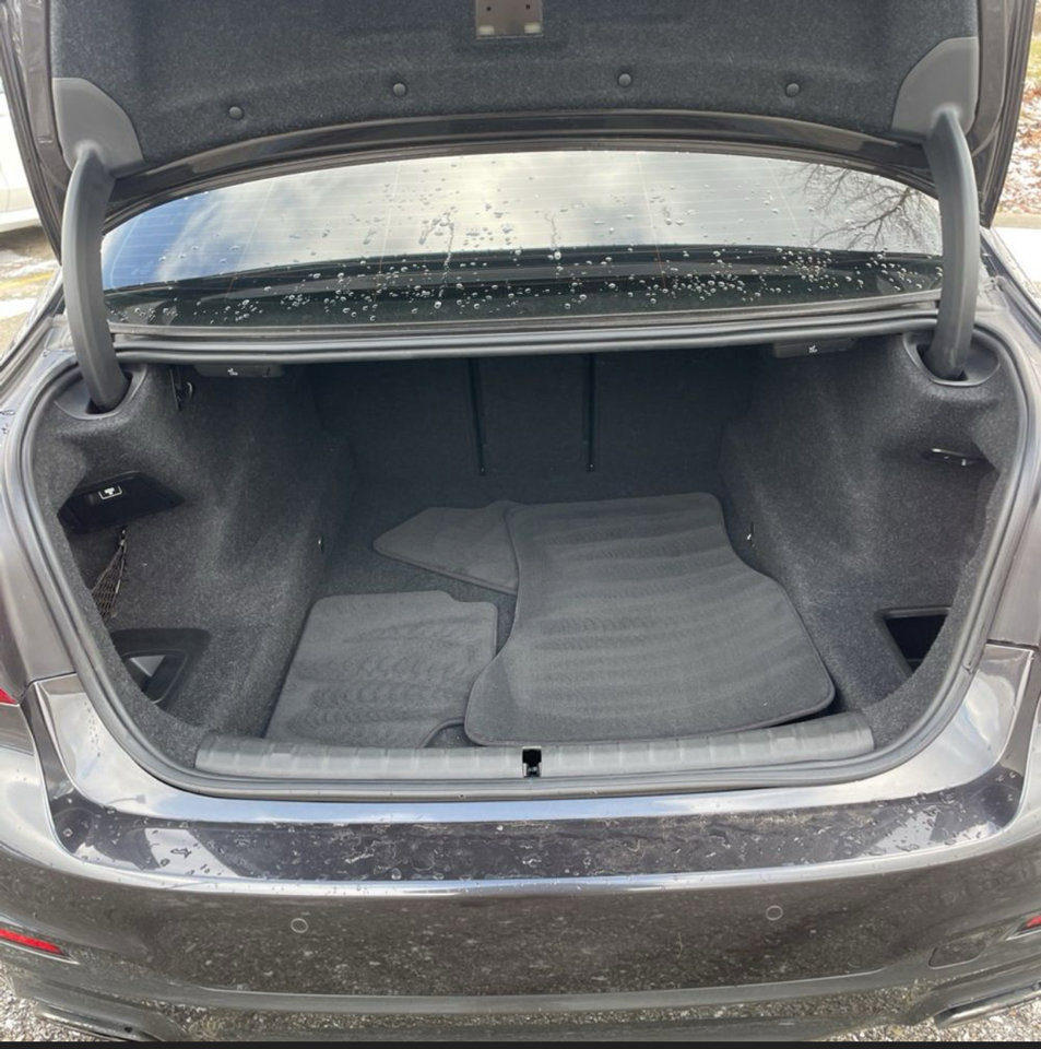 Used 2017 BMW 540i xDrive image 18