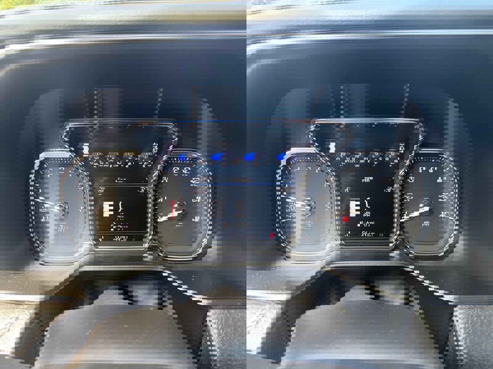 Used 2021 GMC Yukon XL Denali w/ Denali Ultimate Package image 16