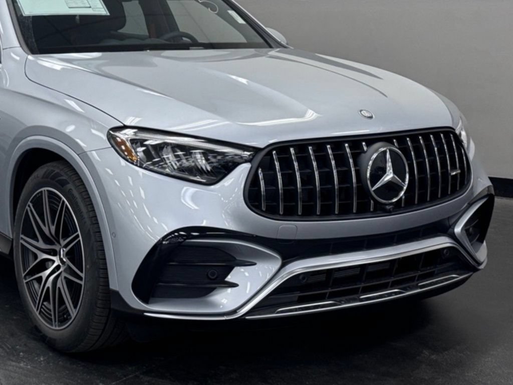 New 2025 Mercedes-Benz GLC 43 AMG 4MATIC Coupe image 3