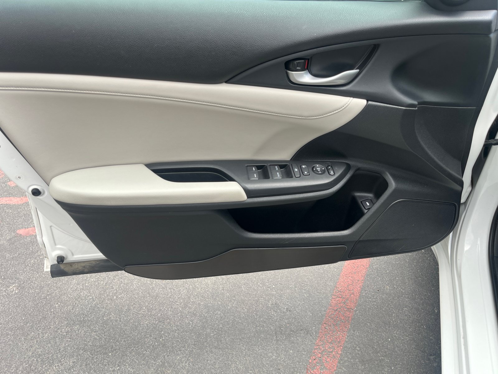 Used 2019 Honda Insight Touring image 9