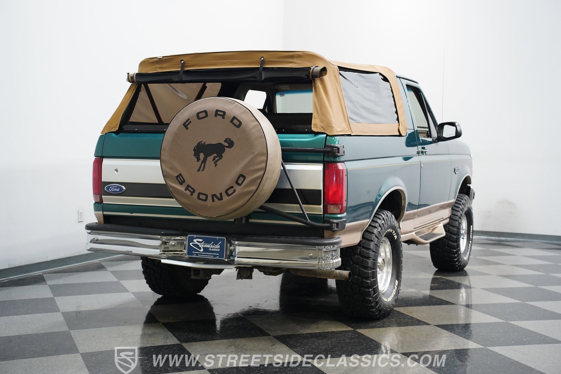 Used 1996 Ford Bronco Eddie Bauer image 11