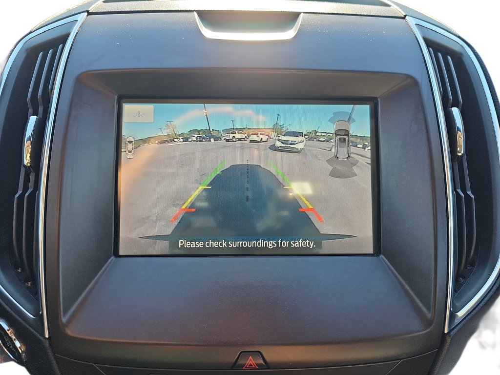 Used 2020 Ford Edge Titanium w/ Equipment Group 301A AWD/4WD image 23