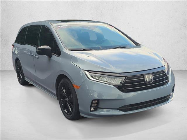 Used 2023 Honda Odyssey Sport image 3