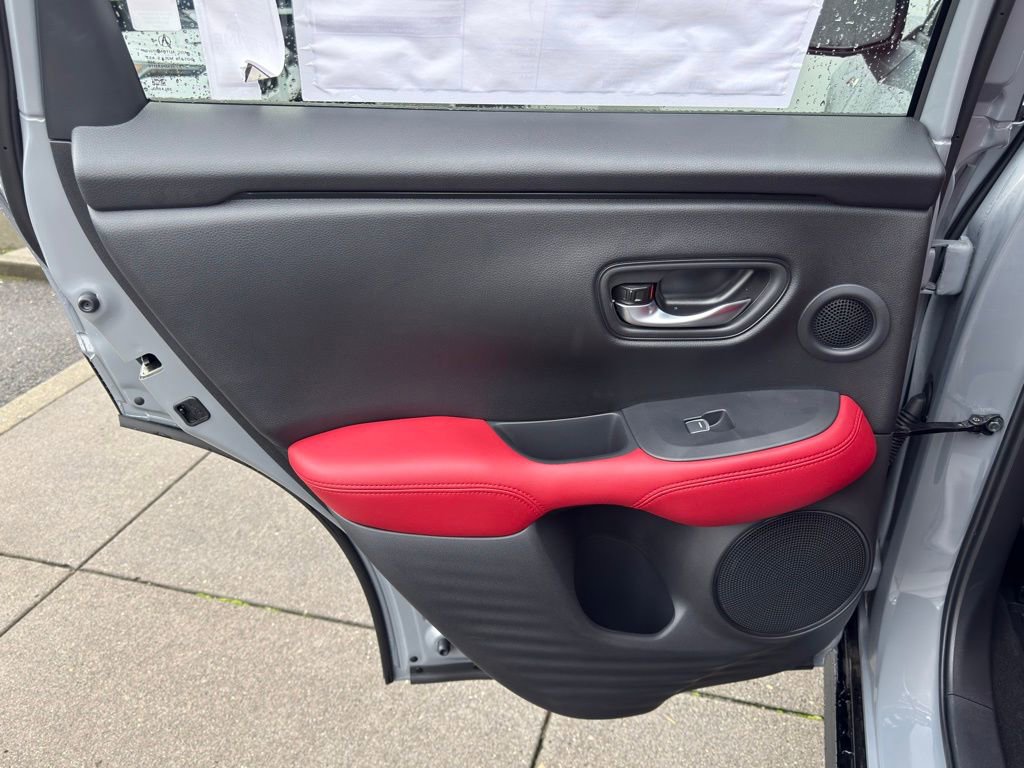 Used 2025 Acura ADX A-Spec image 13