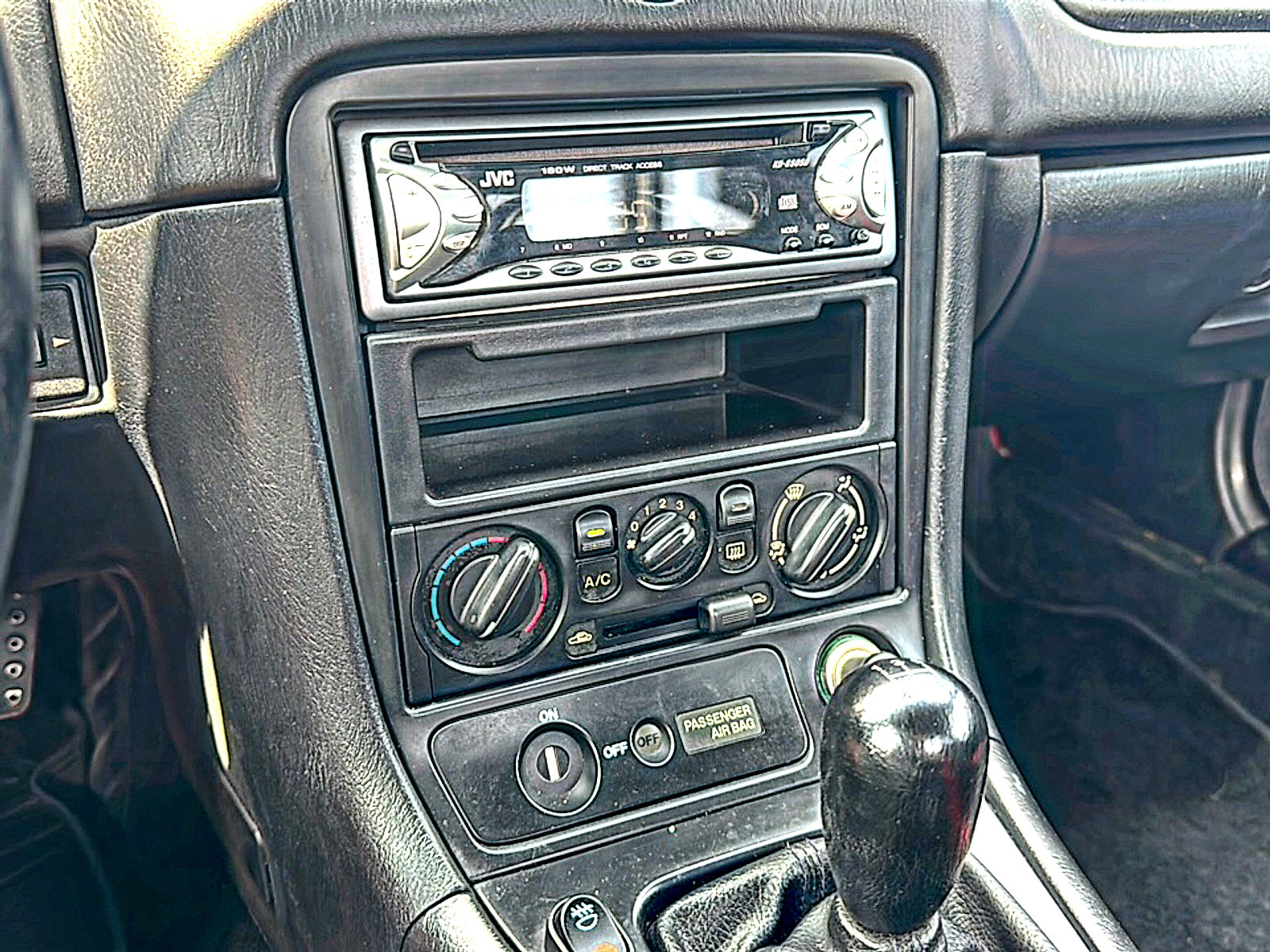 Used 1999 MAZDA MX-5 Miata Sport RWD image 22