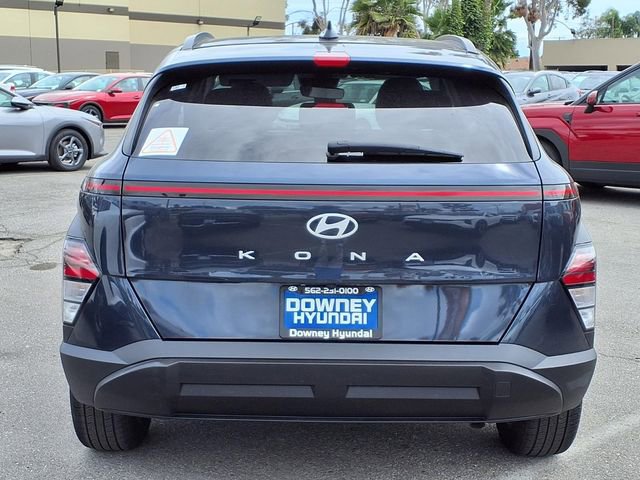 Certified 2025 Hyundai Kona SEL FWD image 5