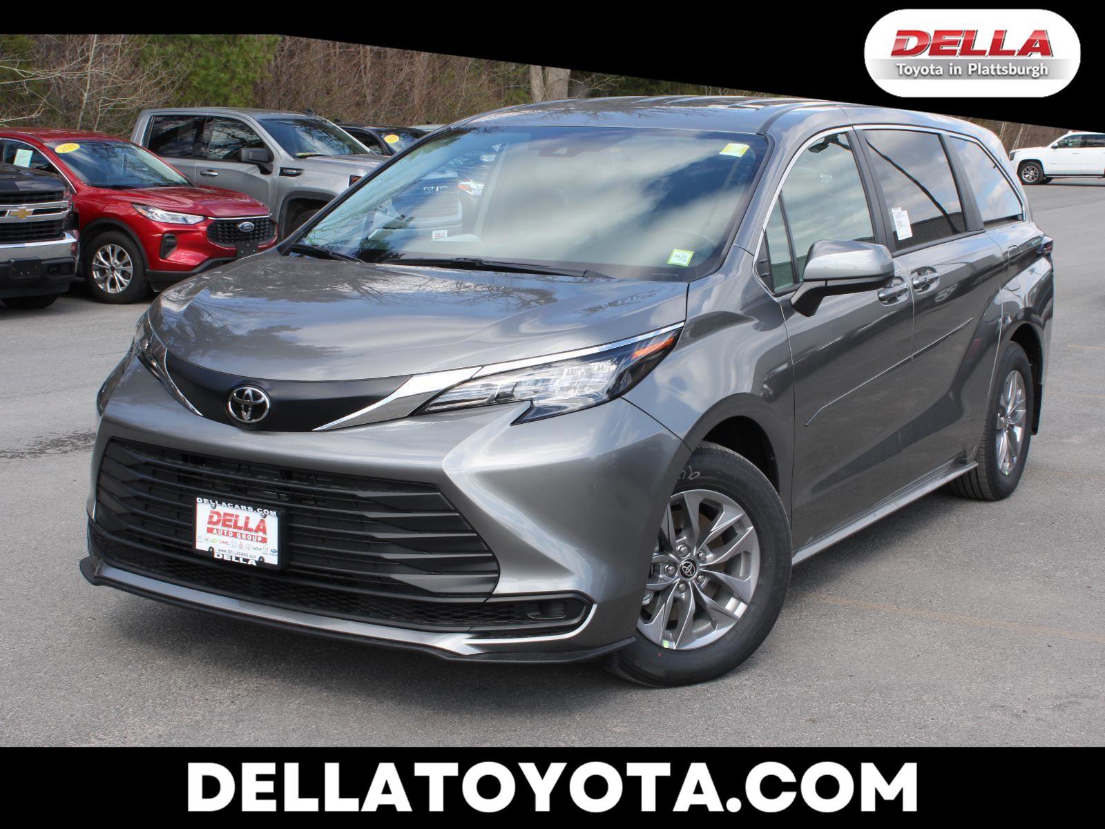 New 2026 Toyota Sienna LE AWD/4WD image 1