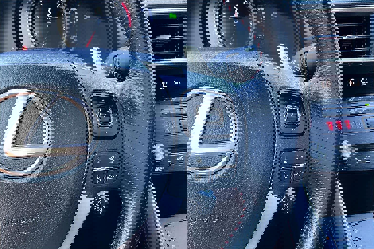 Used 2018 Lexus IS 300 image 25