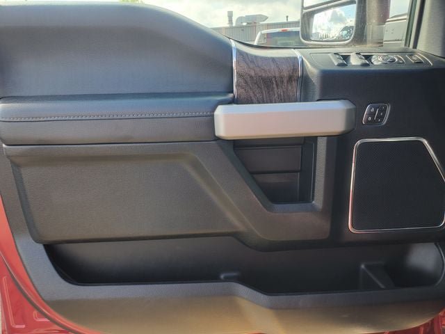 Used 2019 Ford F250 Lariat w/ Lariat Ultimate Package AWD/4WD image 6