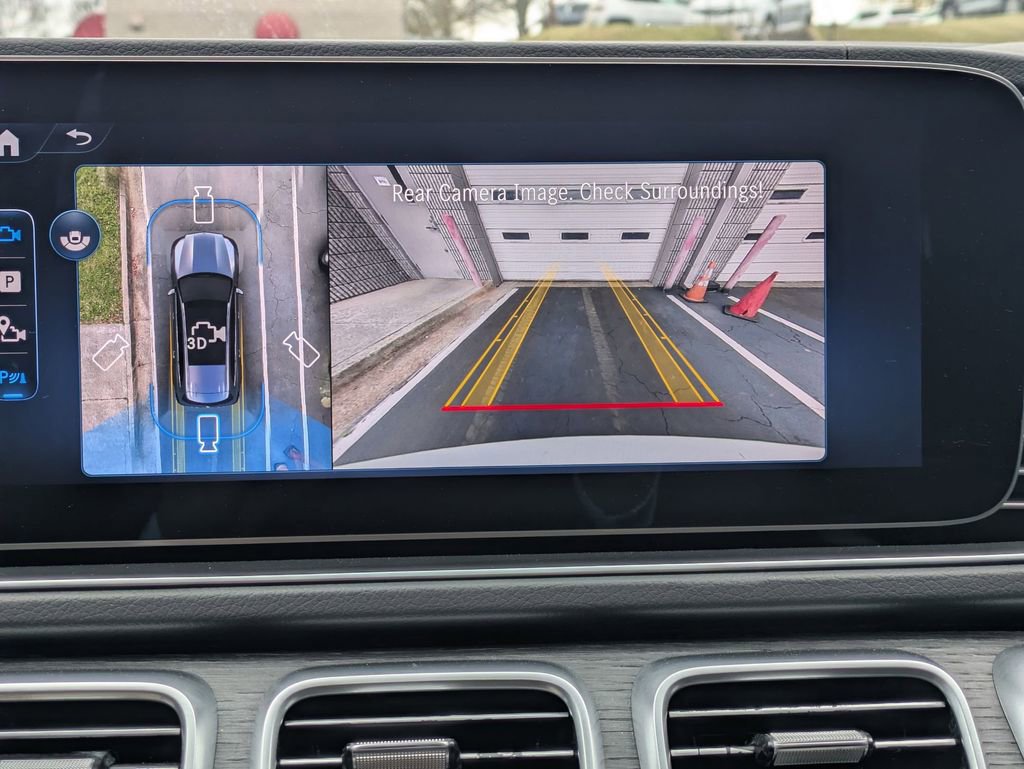 Used 2025 Mercedes-Benz GLS 450 4MATIC image 21