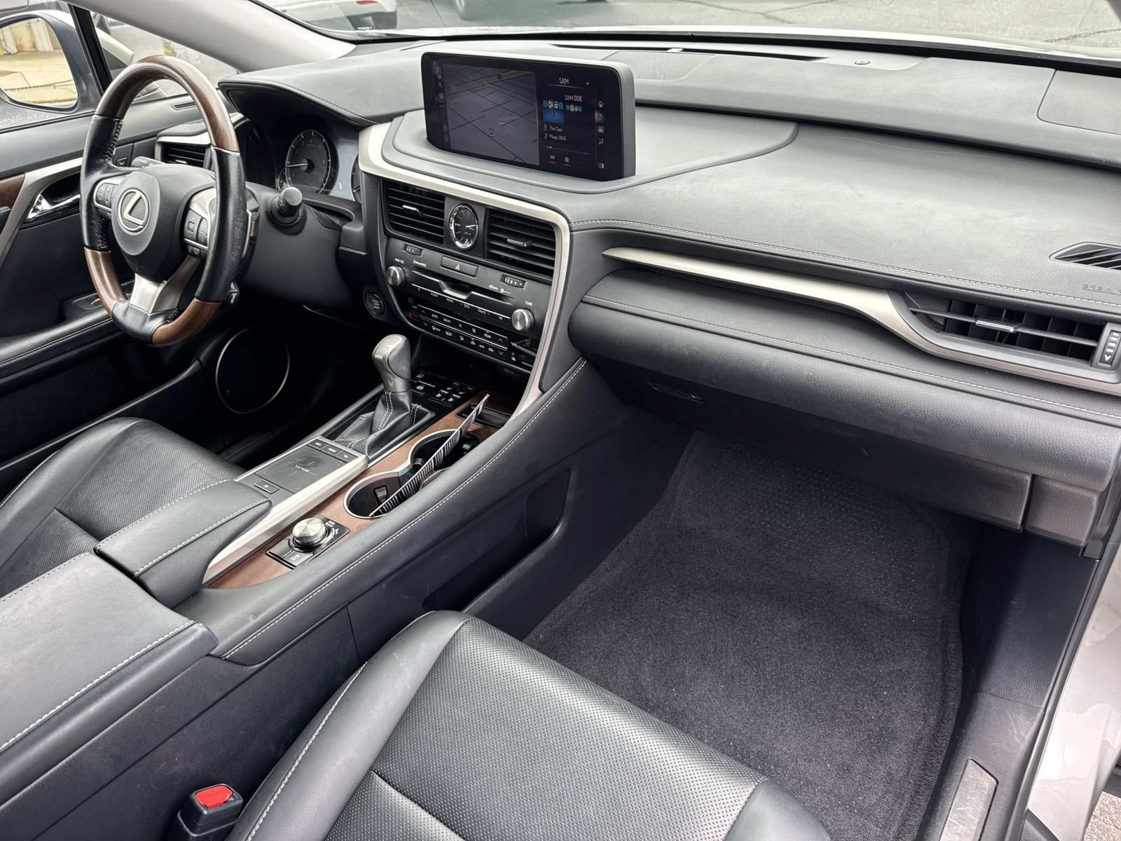 Used 2021 Lexus RX 350L FWD w/ Premium Package image 13