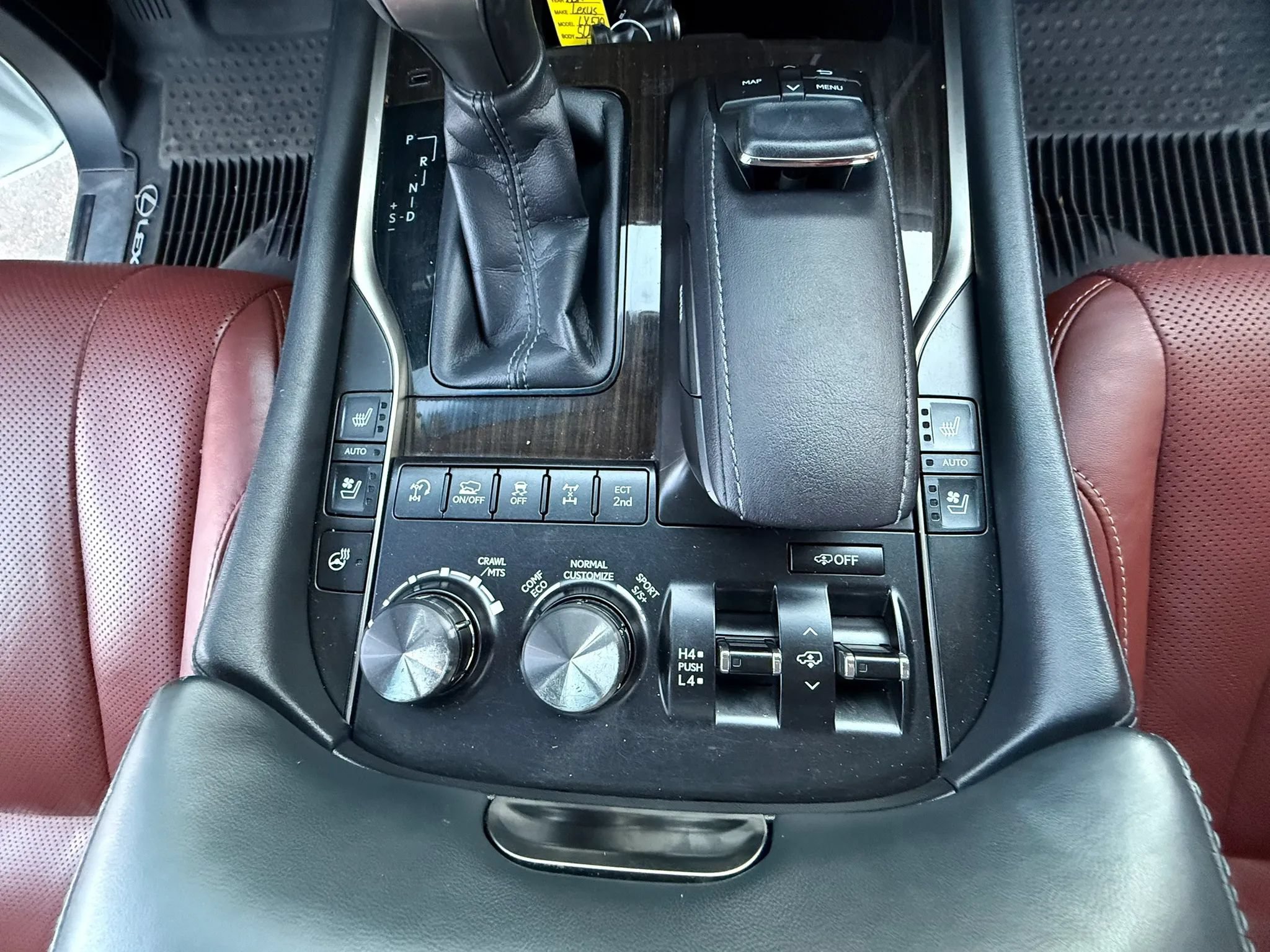 Used 2017 Lexus LX 570 4WD image 26