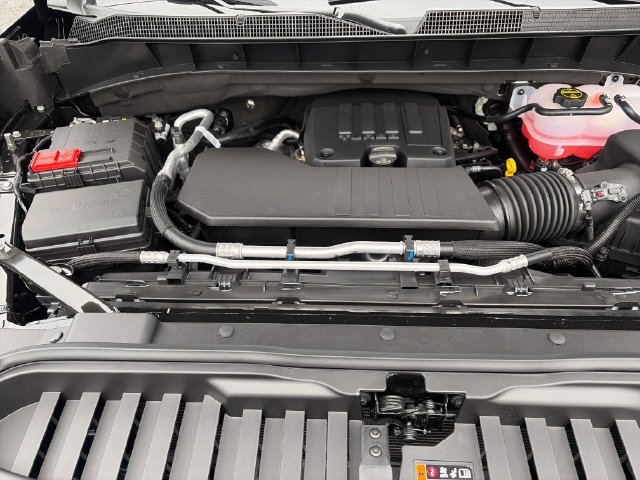 New 2026 Chevrolet Silverado 1500 Custom w/ Turbomax Blackout Package AWD/4WD image 21