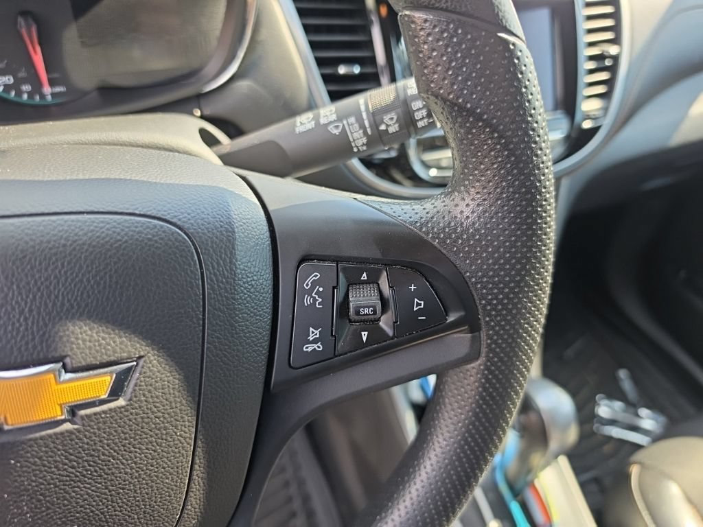 Used 2021 Chevrolet Trax LT FWD image 20