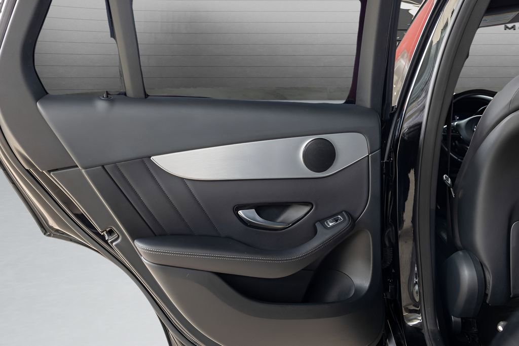 Used 2019 Mercedes-Benz GLC 300 image 46
