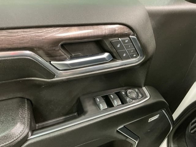 Used 2023 Chevrolet Silverado 1500 LTZ w/ LTZ Premium Package AWD/4WD image 18