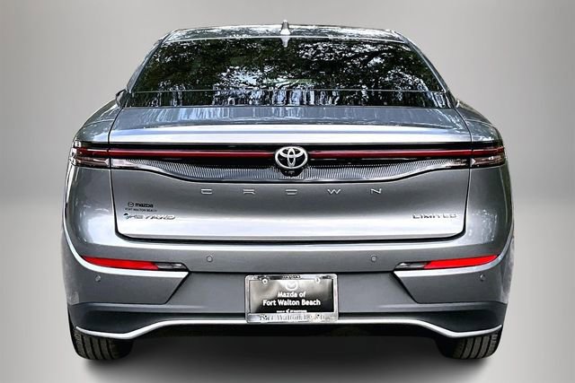 Used 2024 Toyota Crown w/ Advanced Technology Package image 6