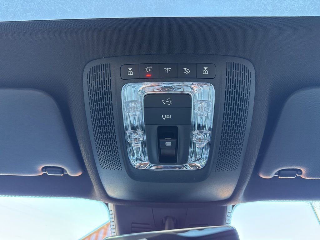 New 2026 Mercedes-Benz GLB 250 4MATIC image 26