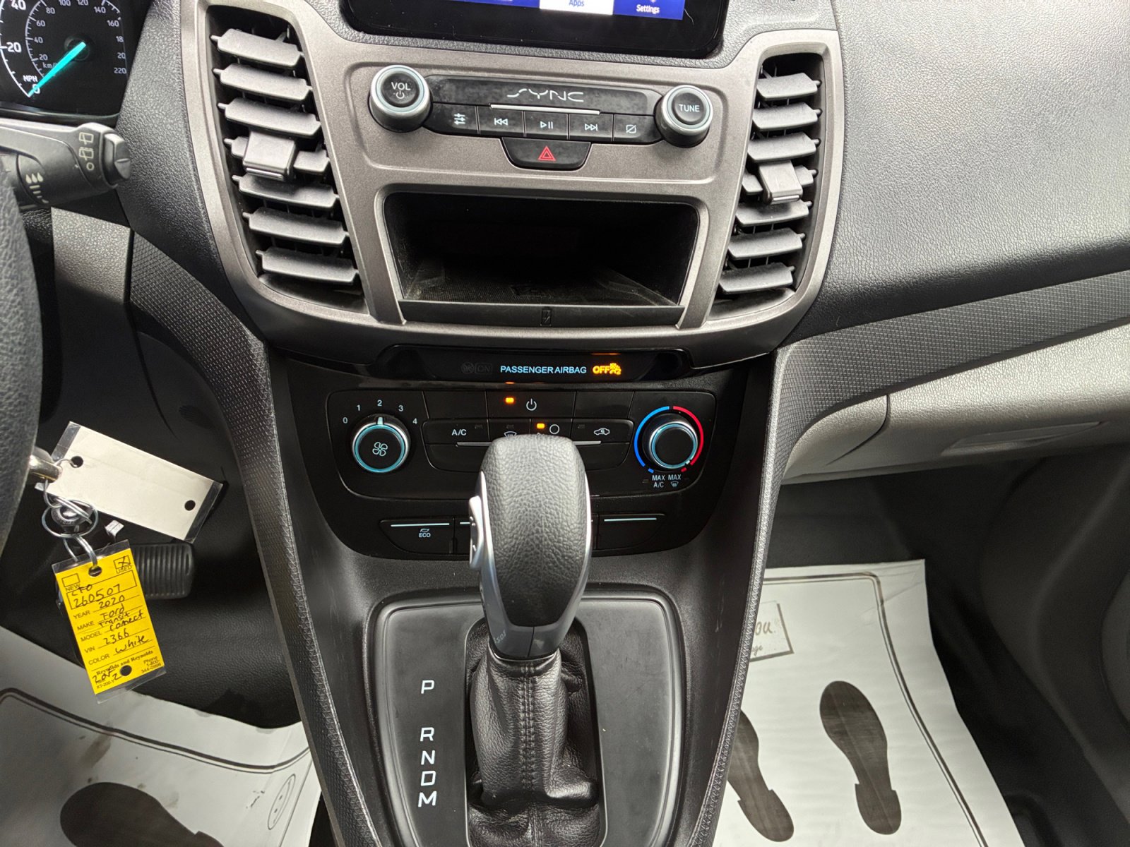 Certified 2020 Ford Transit Connect XL image 30