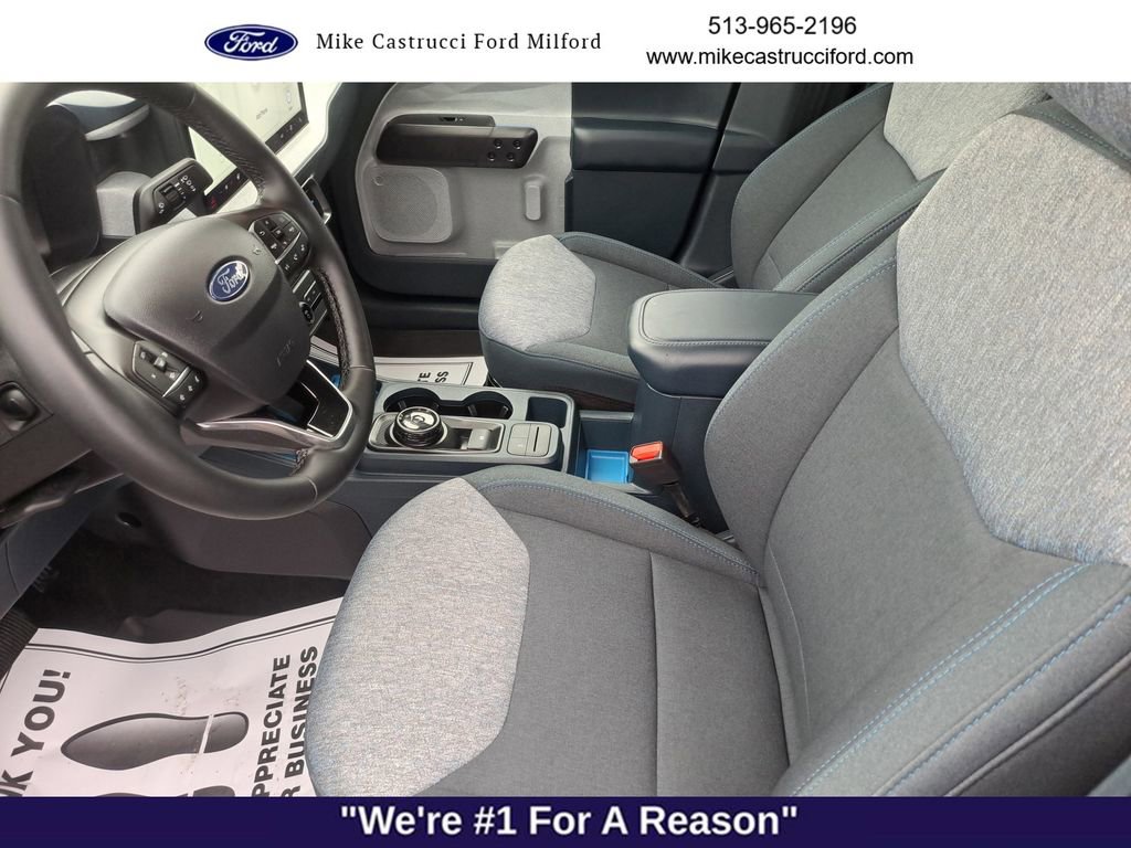 Certified 2025 Ford Maverick XLT w/ XLT Luxury Package image 23