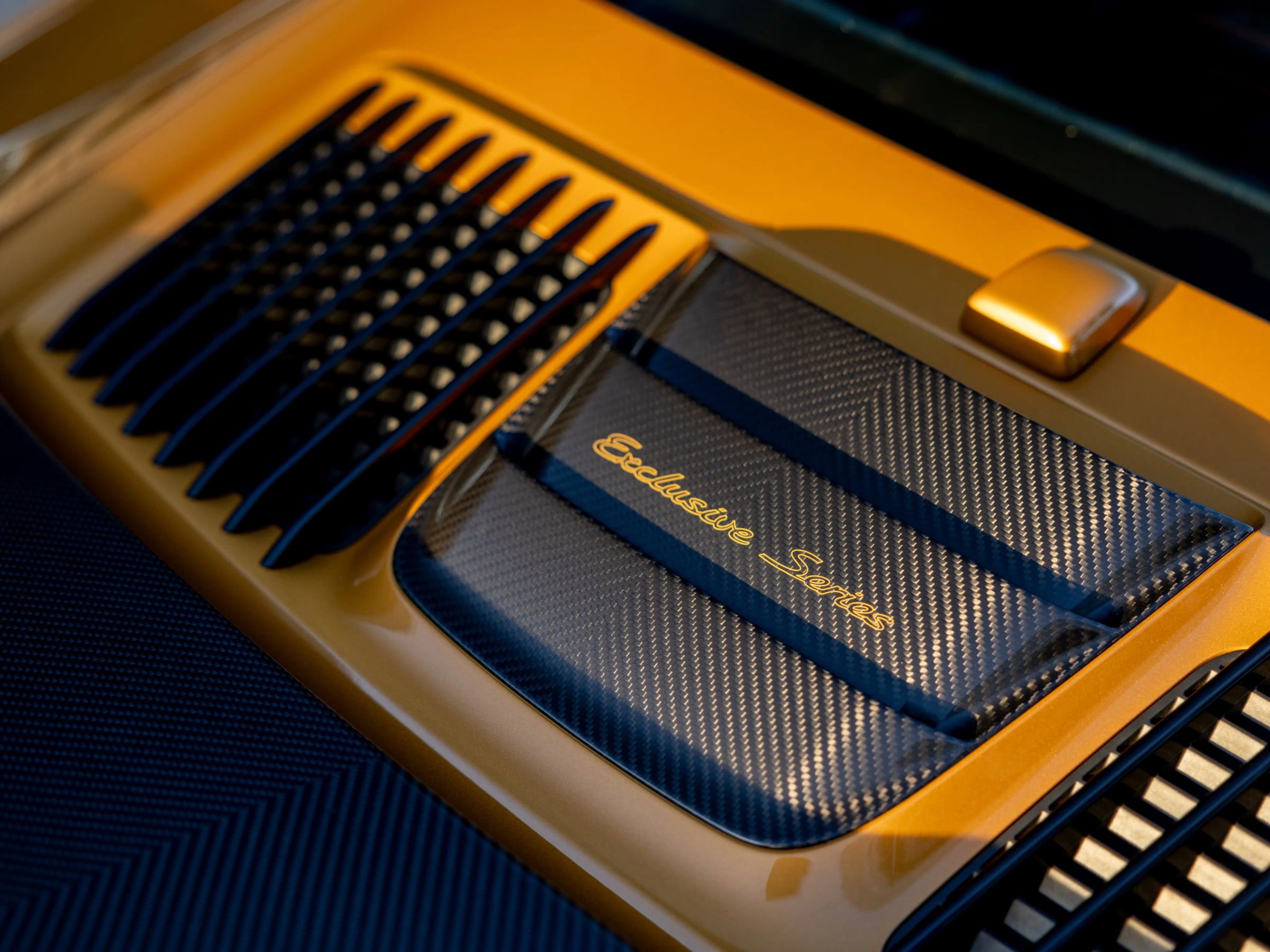 Used 2018 Porsche 911 Turbo S AWD/4WD image 38