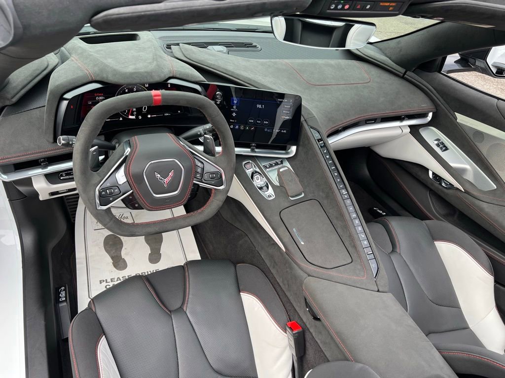 Used 2023 Chevrolet Corvette Stingray Premium Conv w/ Z51 Performance Package image 26