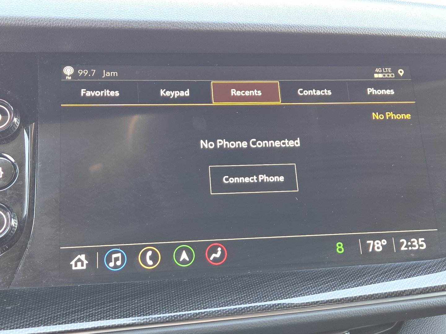 Used 2022 Buick Envision Essence w/ Technology Package II FWD image 31