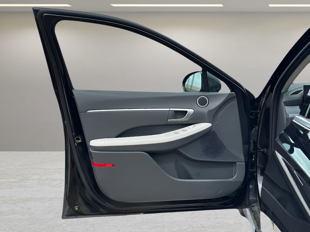 Used 2025 Hyundai Sonata SEL image 20