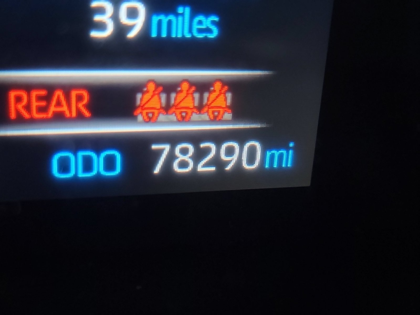Used 2021 Toyota RAV4 LE AWD/4WD image 19