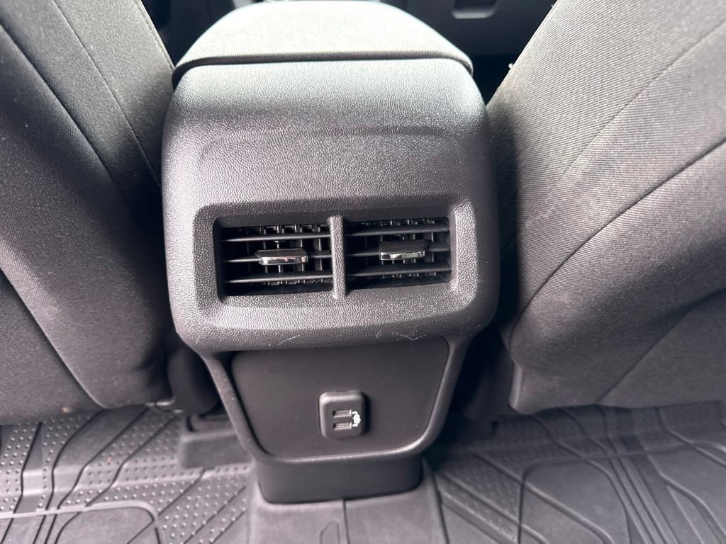 Used 2019 Chevrolet Equinox LT w/ LPO, Floor Liner Package FWD image 19